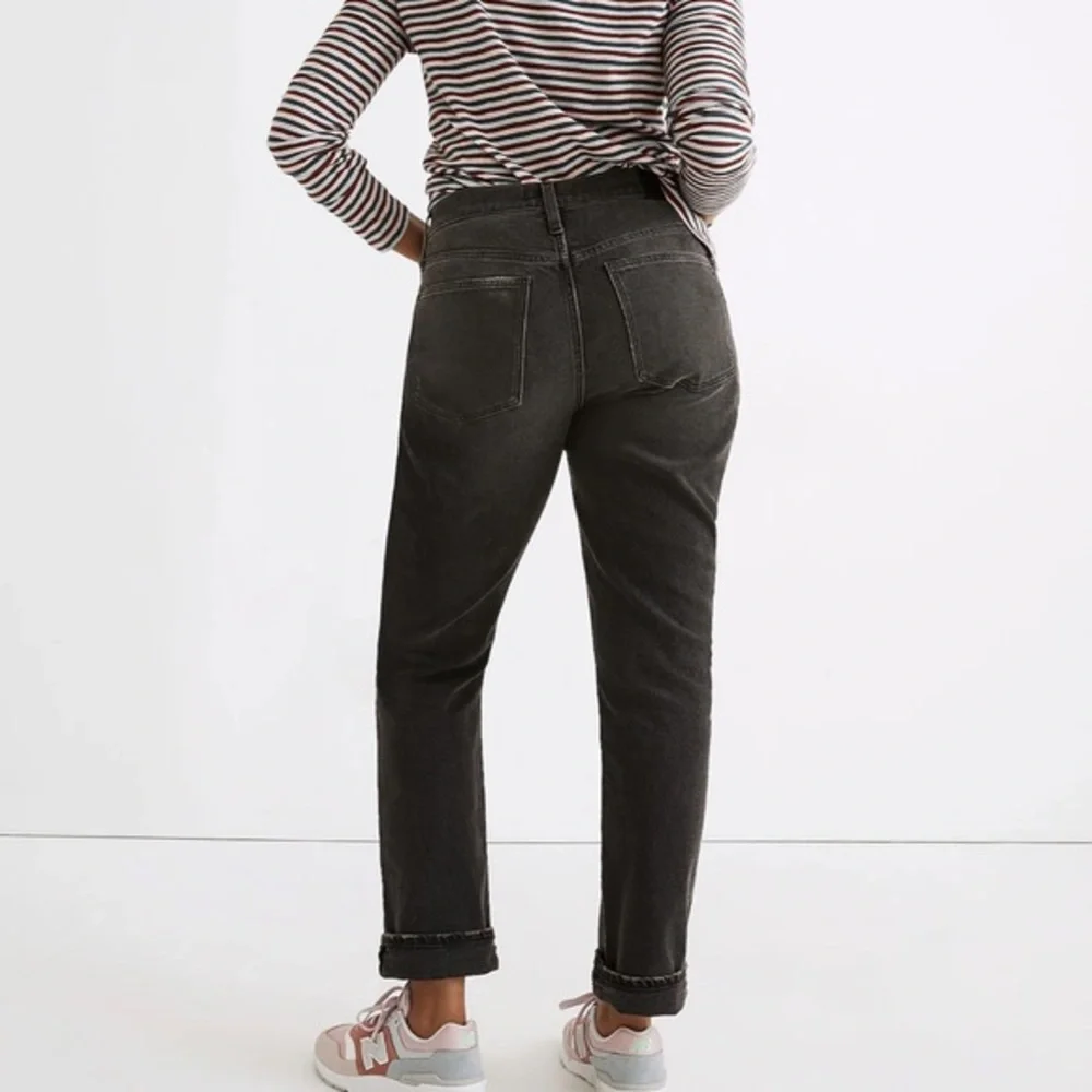 Madewell The High-Rise Slim Boyjean in‎ Caton Wash: Ripped-Knee Edition